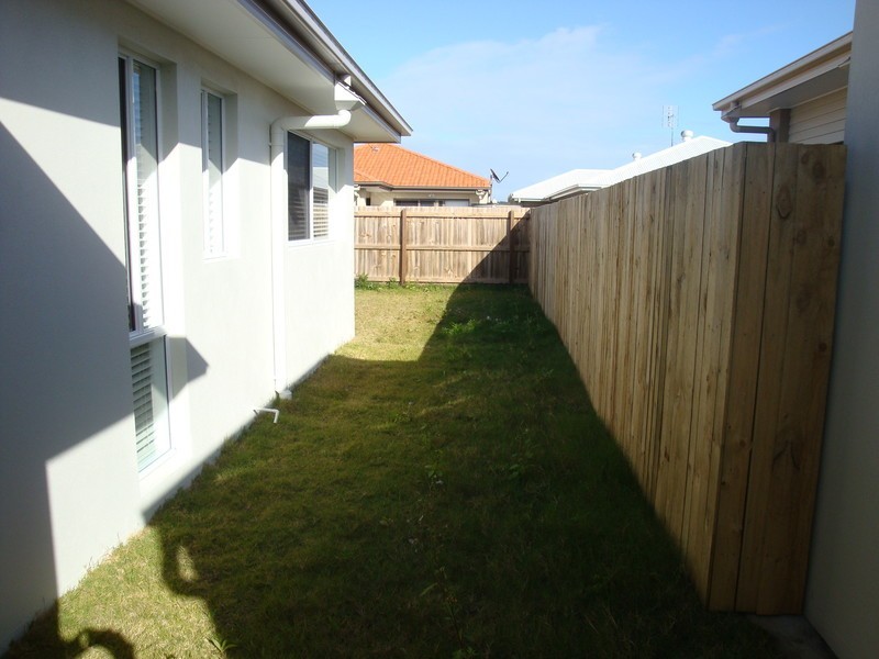 6 Wake Court, Birtinya QLD 4575