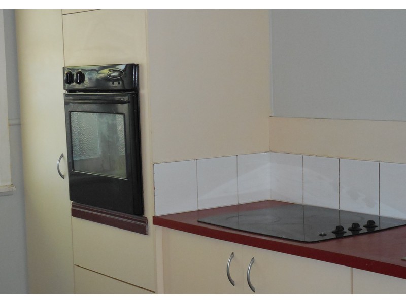 18 Gympie St South, Landsborough QLD 4550