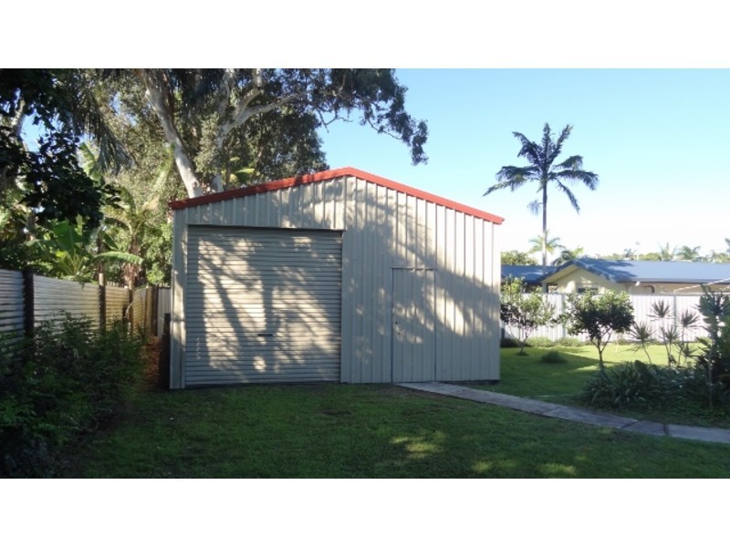 24 Downie Avenue, Bucasia QLD 4750
