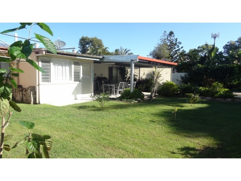 24 Downie Avenue, Bucasia QLD 4750