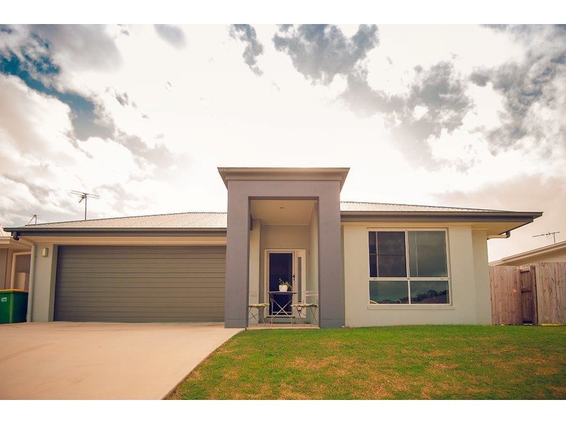 3 Majesty Street, Rural View QLD 4740