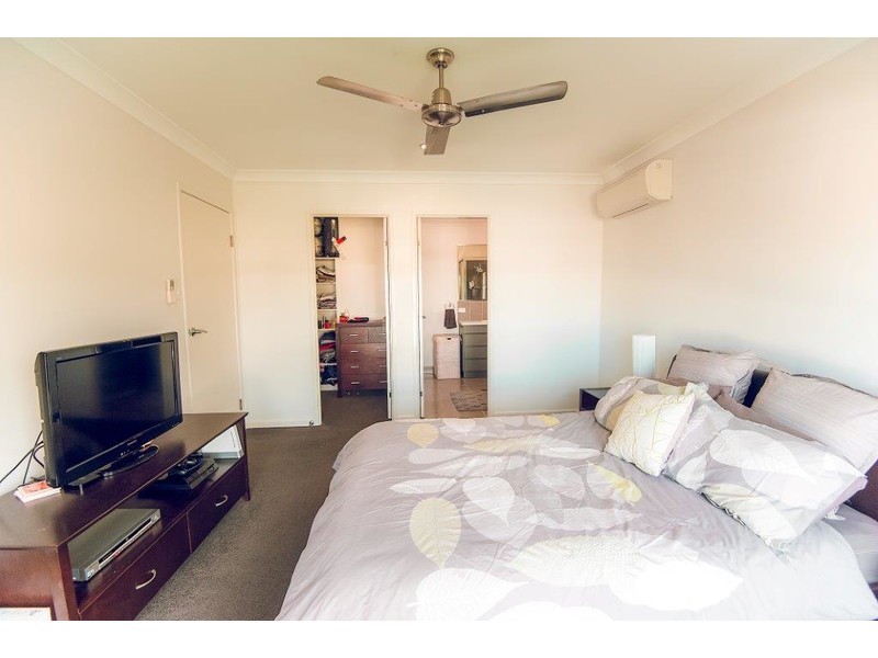 3 Majesty Street, Rural View QLD 4740