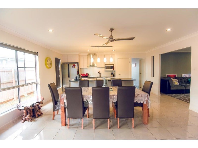 3 Majesty Street, Rural View QLD 4740