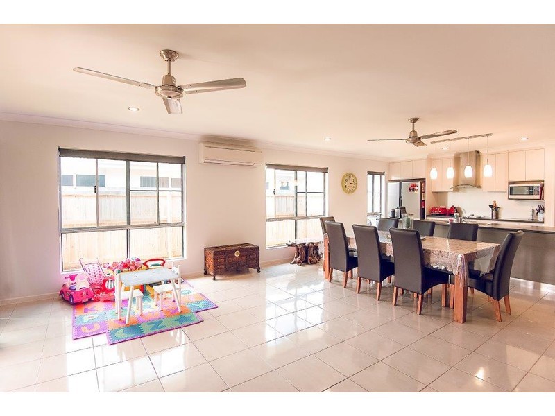 3 Majesty Street, Rural View QLD 4740
