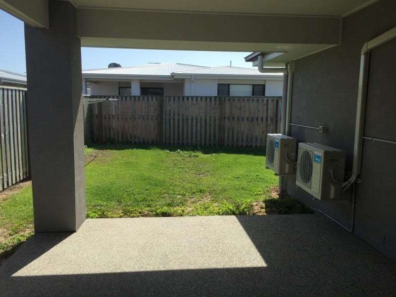 14 Burleigh Court, Blacks Beach QLD 4740