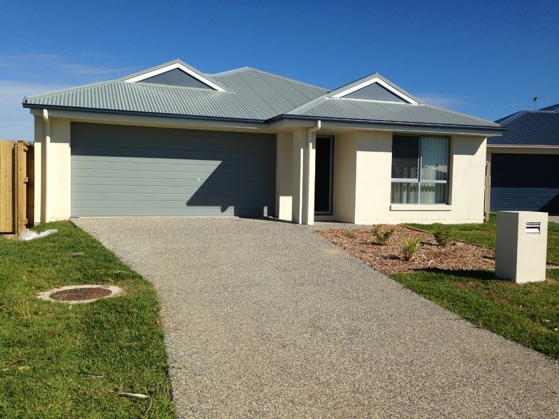 78 Scarborough Circuit, Blacks Beach QLD 4740