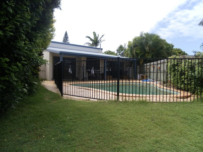 10 Kumbada Court, Minyama QLD 4575