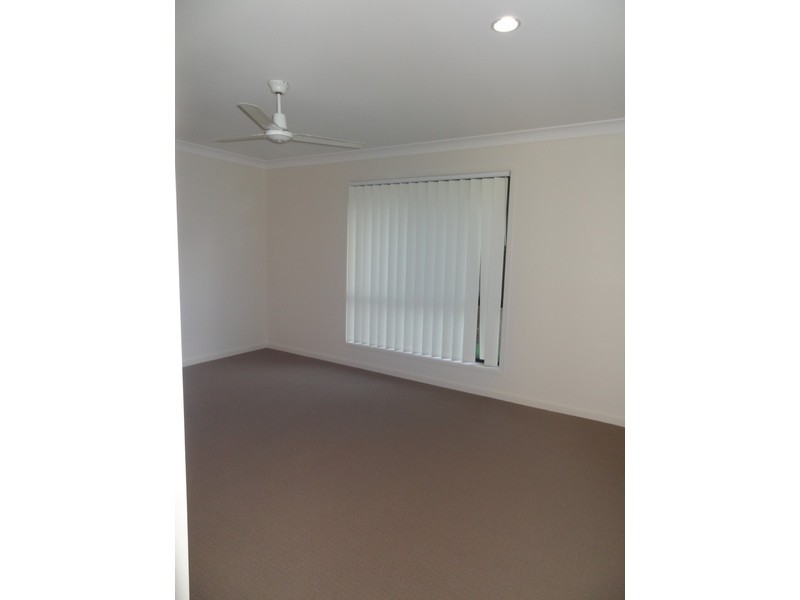23 Scarborough Circuit, Blacks Beach QLD 4740
