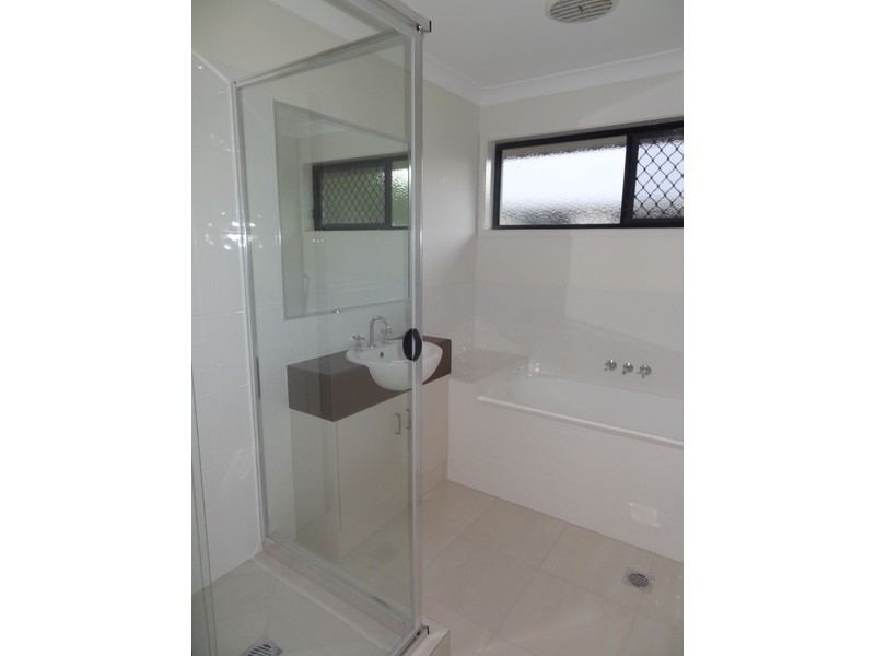 23 Scarborough Circuit, Blacks Beach QLD 4740