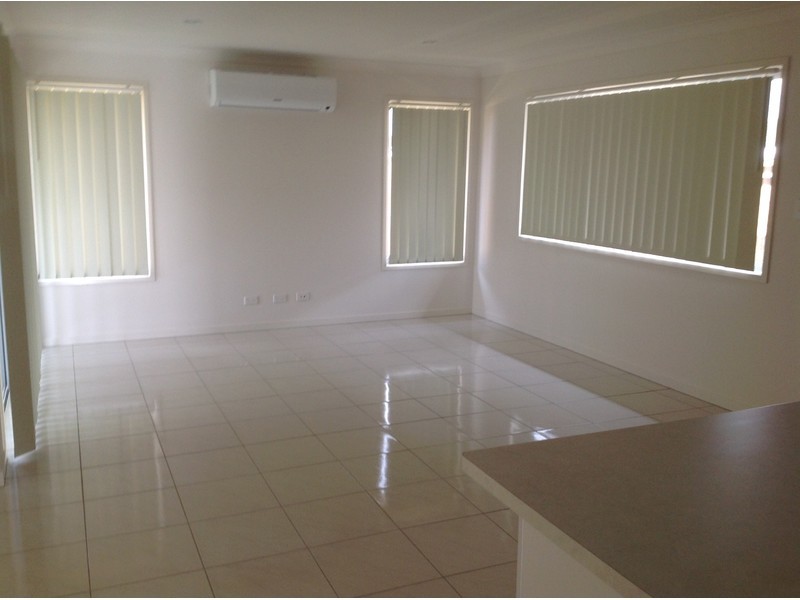 106 Creekwood Avenue, Meridan Plains QLD 4551