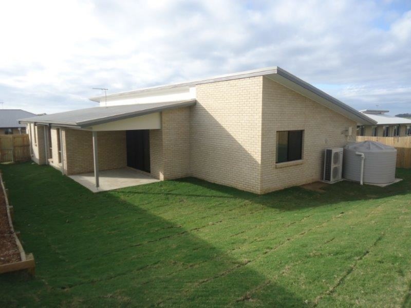 19 Halifax Place, Rural View QLD 4740