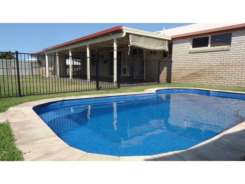 51 Marine Parade, Bucasia QLD 4750