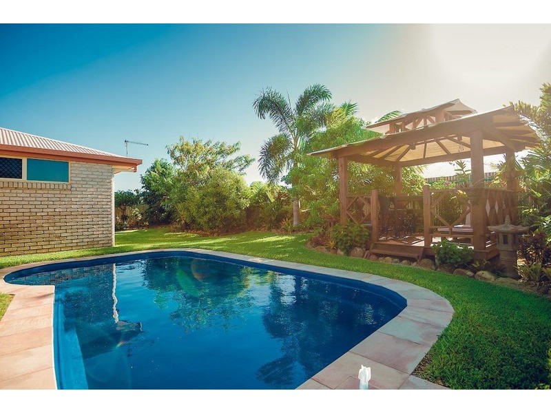 51 Marine Parade, Bucasia QLD 4750