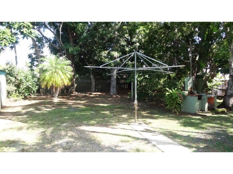 43 Edmonds Street, Bucasia QLD 4750