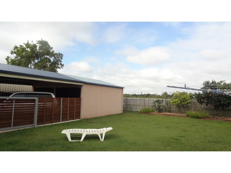 3 Lizy Street, Bucasia QLD 4750