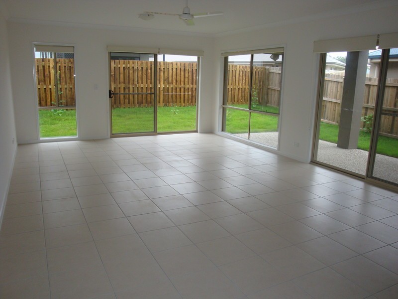 33 Red Cedar Street, Sippy Downs QLD 4556