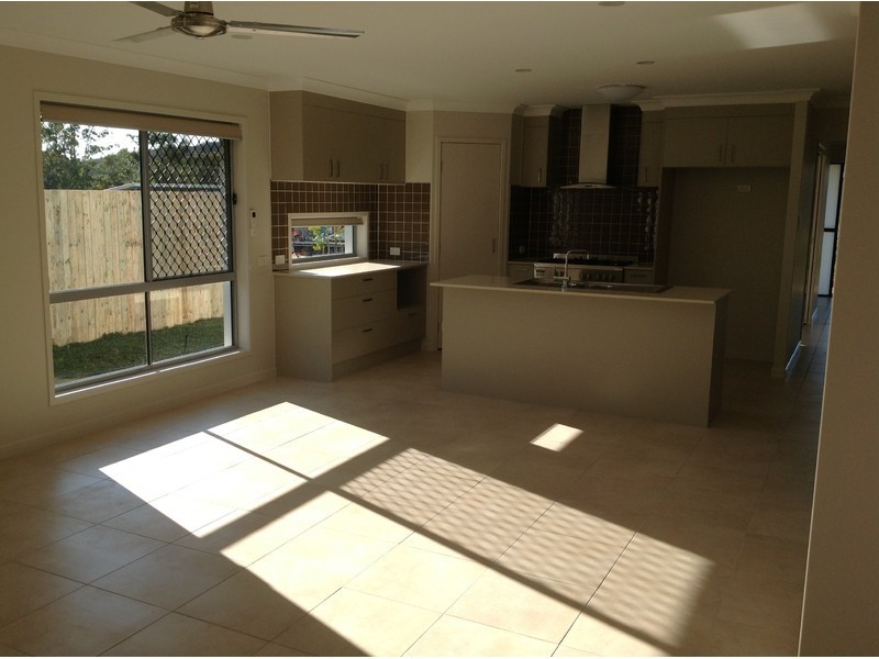 8 Silky Oak Court, Peregian Springs QLD 4573