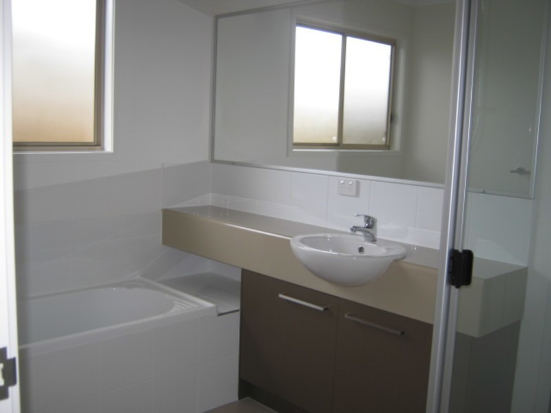 2 Anticipation Close, Nambour QLD 4560