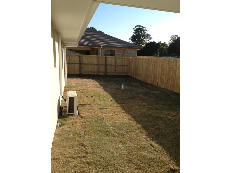 9a Sairs Street, Glass House Mountains QLD 4518