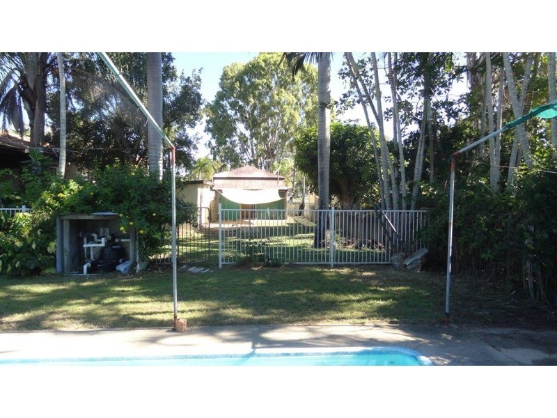 36 Waverley Street, Bucasia QLD 4750