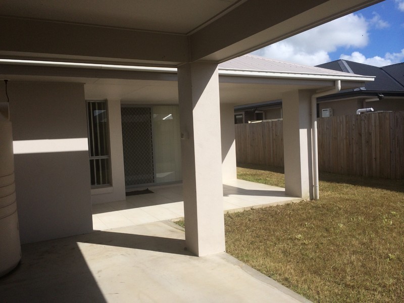 17 Elgans Parade, Rural View QLD 4740
