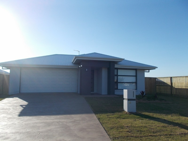 64 Commander Parade, Shoal Point QLD 4750