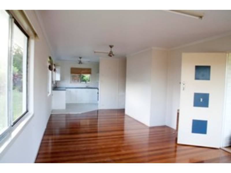 40 Coes Creek, Burnside QLD 4560
