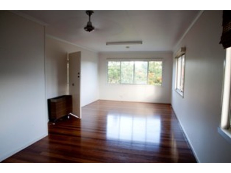 40 Coes Creek, Burnside QLD 4560