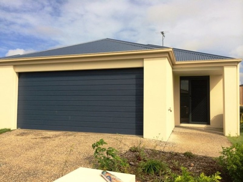 74 Scarborough Circuit, Blacks Beach QLD 4740