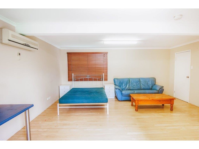 5 Scott Court, Bucasia QLD 4750