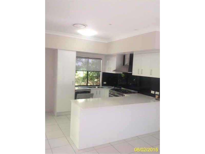 37 Williams Crescent, North Lakes QLD 4509