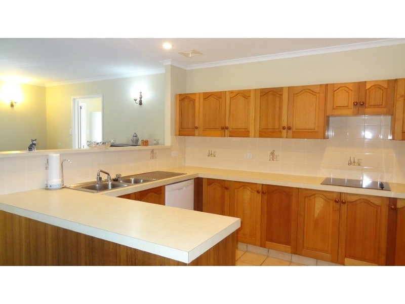 8 Pioneer Street, Mount Pleasant QLD 4740