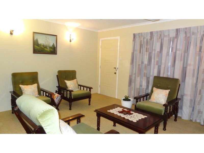 8 Pioneer Street, Mount Pleasant QLD 4740