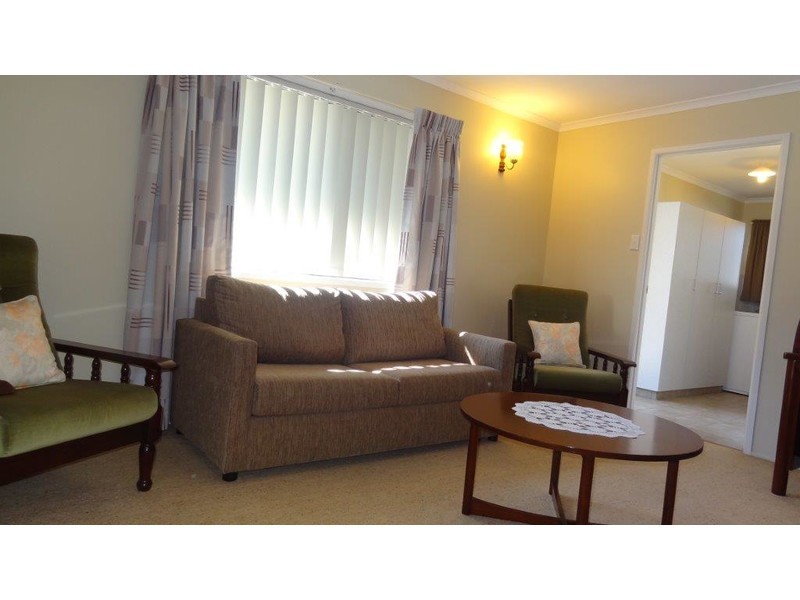 8 Pioneer Street, Mount Pleasant QLD 4740