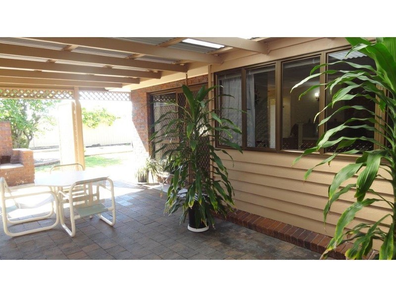 8 Pioneer Street, Mount Pleasant QLD 4740