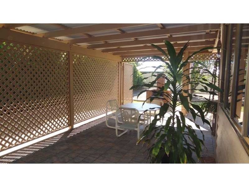 8 Pioneer Street, Mount Pleasant QLD 4740