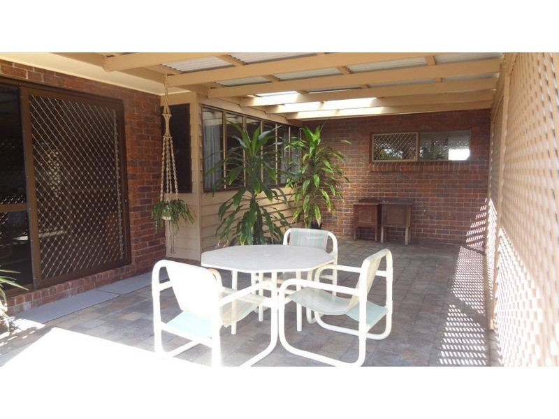 8 Pioneer Street, Mount Pleasant QLD 4740