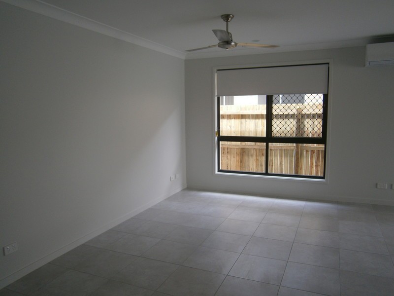 4 Apple Crescent, Caloundra West QLD 4551