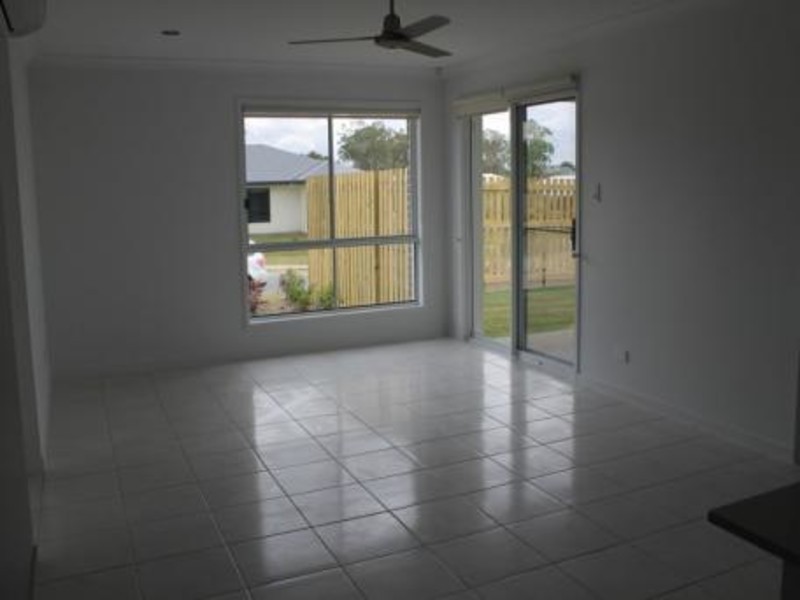 1/21 Catherine Street., Walkerston QLD 4751