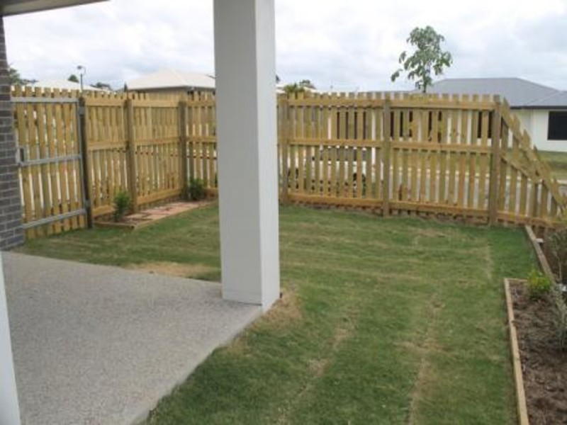 1/21 Catherine Street., Walkerston QLD 4751