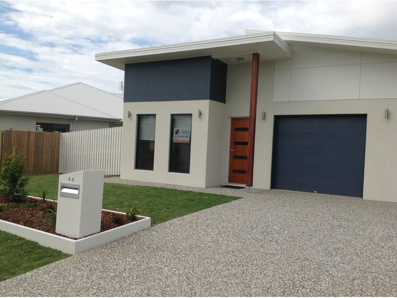 4a Sairs Street, Glass House Mountains QLD 4518