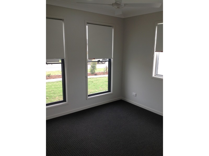 4a Sairs Street, Glass House Mountains QLD 4518