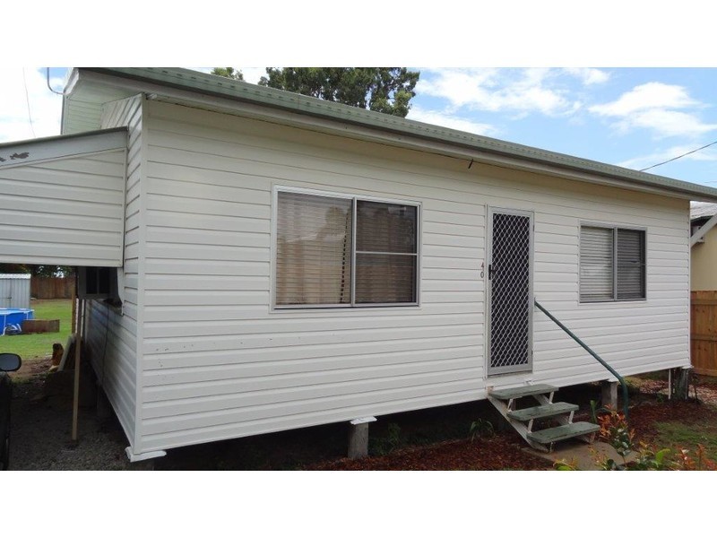 40 Waverley Street, Bucasia QLD 4750