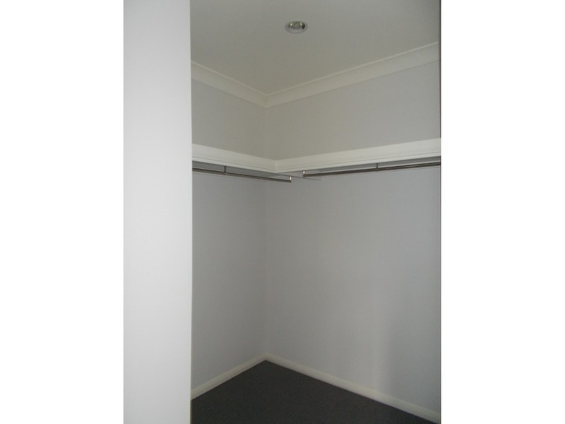 7 Holloways Court, Blacks Beach QLD 4740
