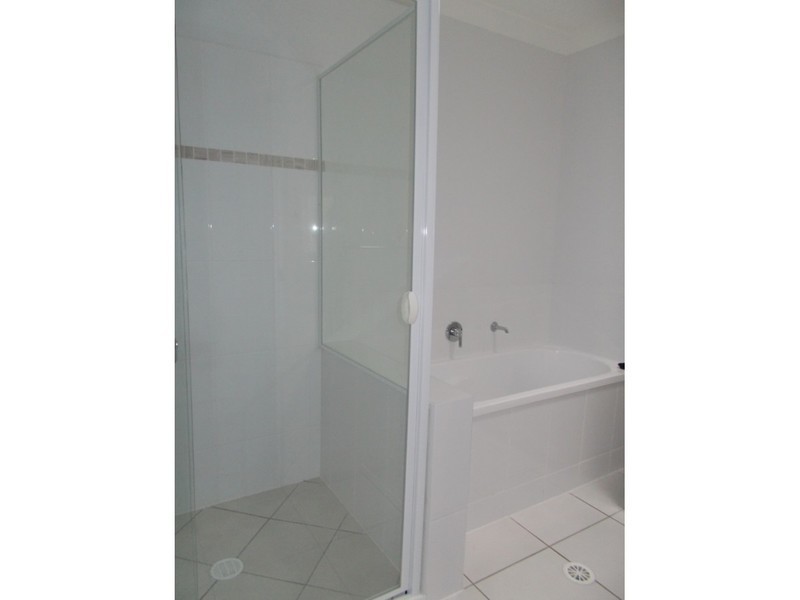 7 Holloways Court, Blacks Beach QLD 4740
