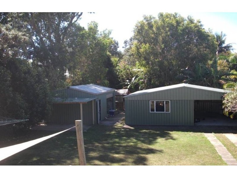 2A Edmonds Street, Bucasia QLD 4750