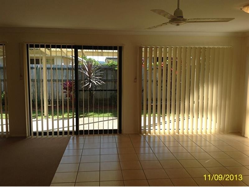 8 Burke Close, Sippy Downs QLD 4556