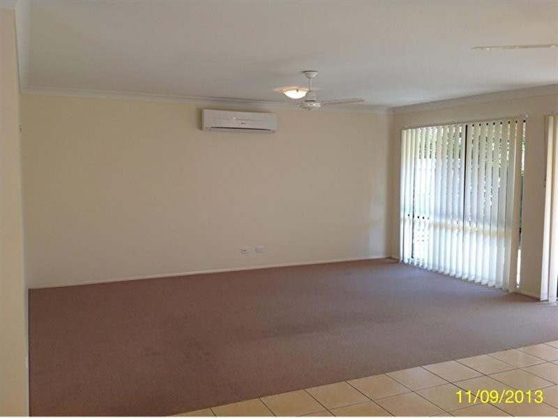8 Burke Close, Sippy Downs QLD 4556