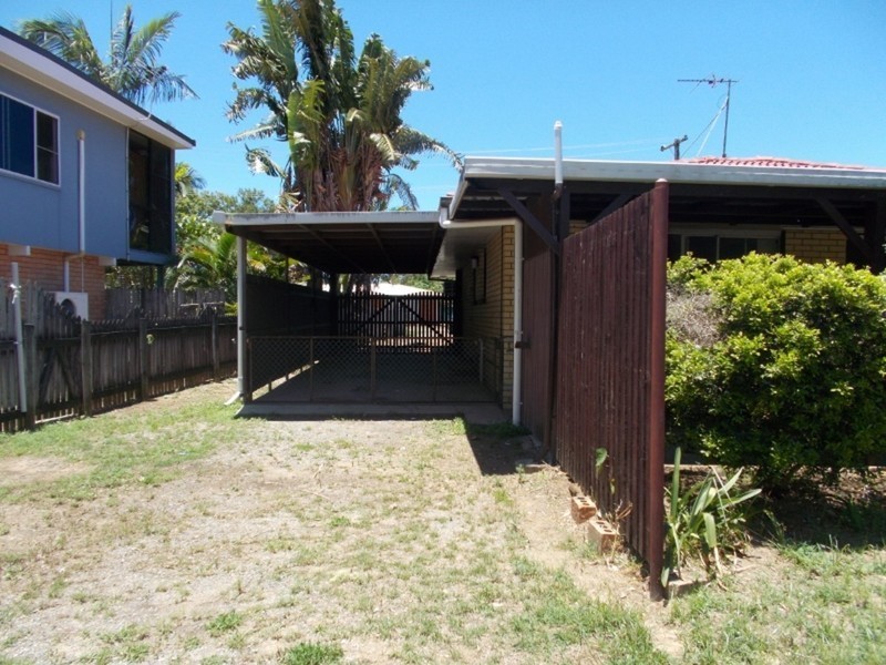 5 Saint Bees Avenue, Bucasia QLD 4750