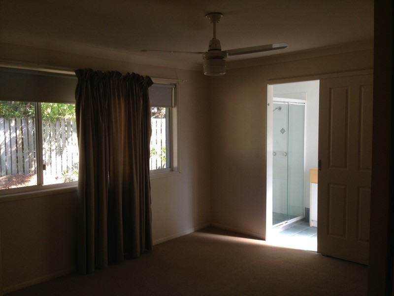 28 Paul Place, Glass House Mountains QLD 4518